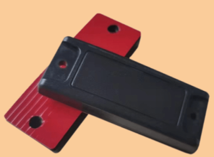 Etichetta anti-metallo RFID resistente alle alte temperature Etichetta a radiofrequenza elettronica a gestione intelligente ABS UHF 18000-6C